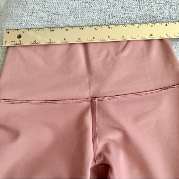 🍑 VS Peach Pink Incredible Studio High Rise Legging - Picture 5 of 12